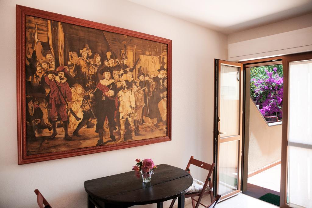 Domus Socolatae Apartments&Suites Follonica Ngoại thất bức ảnh