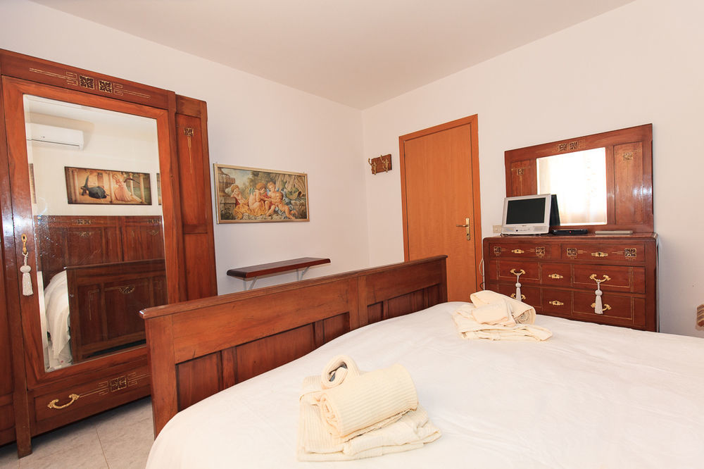 Domus Socolatae Apartments&Suites Follonica Ngoại thất bức ảnh