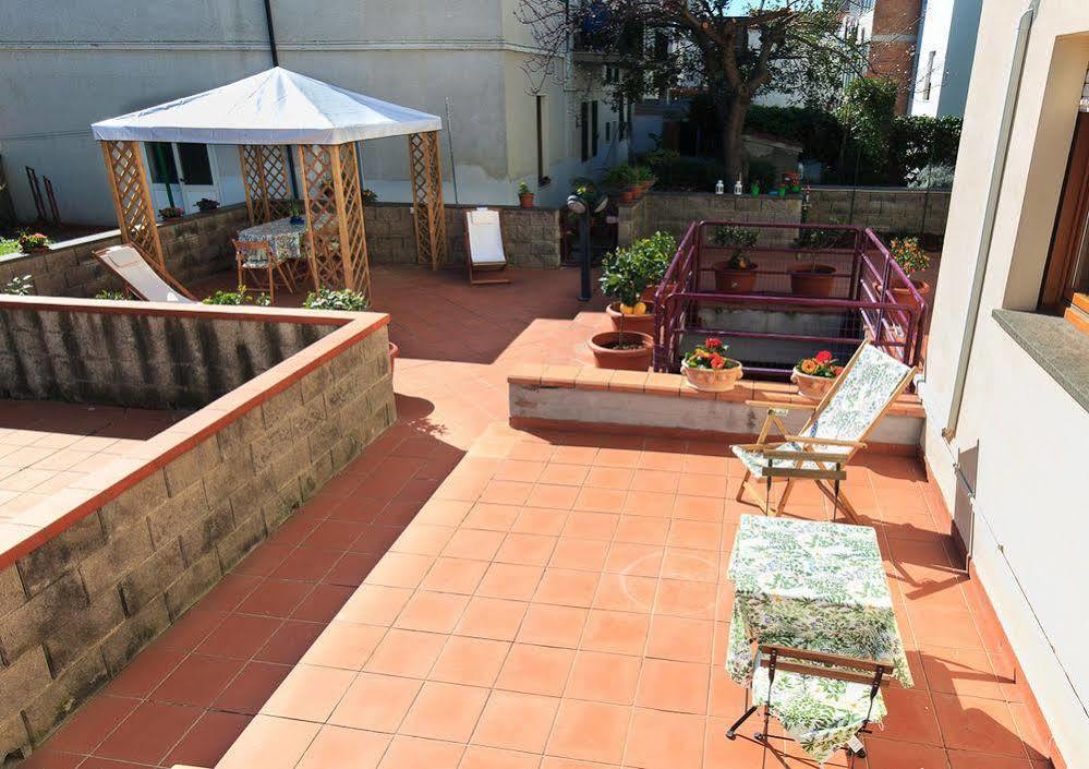 Domus Socolatae Apartments&Suites Follonica Ngoại thất bức ảnh